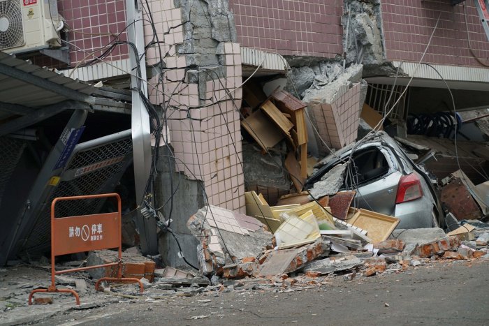 Dunia Hari Ini: Sembilan Orang Tewas Akibat Gempa Taiwan